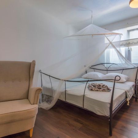 Vila Aria - Health & Wellness App Novi Vinodolski Bagian luar foto